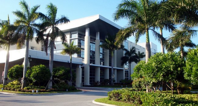 Lynn Cancer Institute2